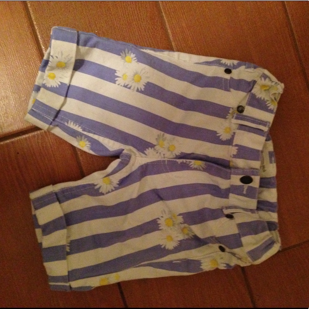 Adjustable Shorts by Pumpkin Patch size 3
